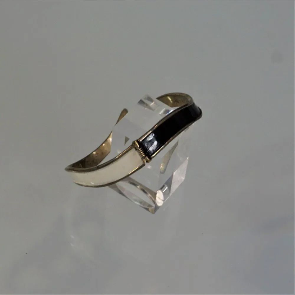Vintage Hinged Bracelet White And Black Enamel Gold Color Trim